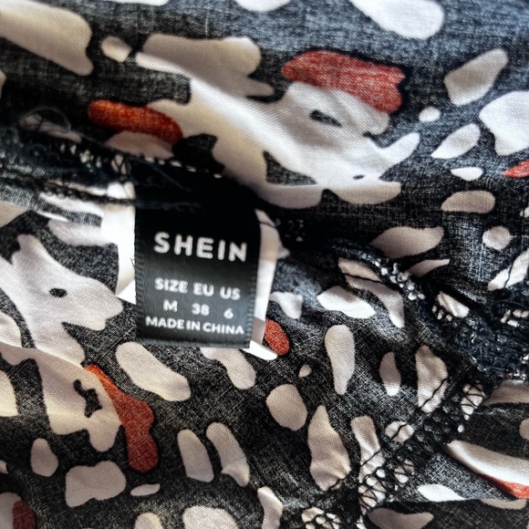 SHEIN Black and White Halter Tie Front Mini Dress - Picture 6 of 6